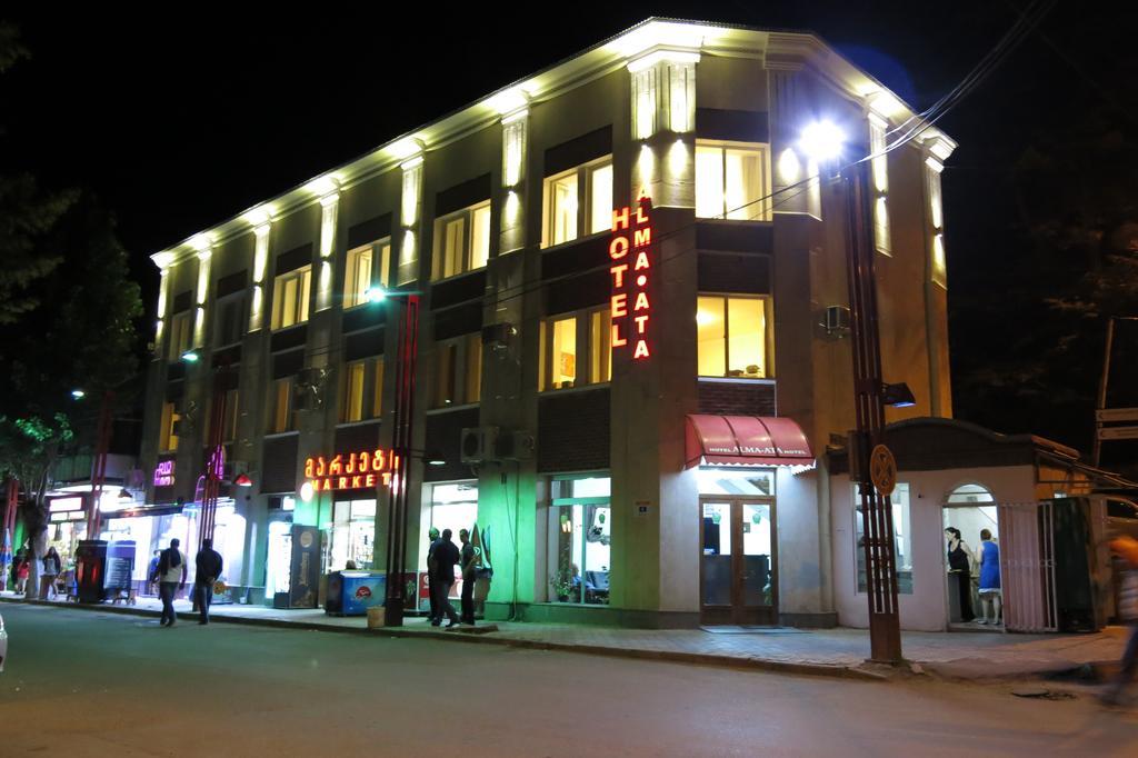 Alma-Ata Hotel Bordžomi Exteriér fotografie