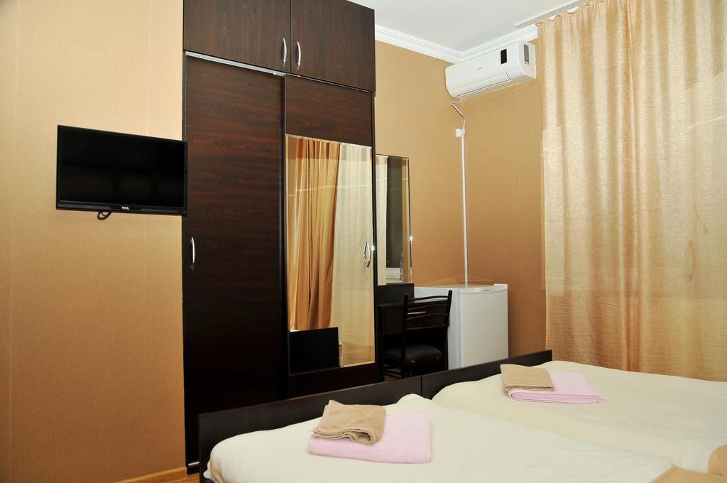Alma-Ata Hotel Bordžomi Pokoj fotografie